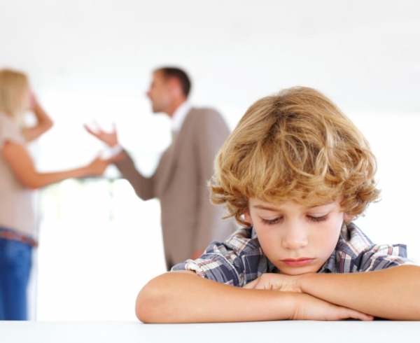Διαζύγιο & παιδιά: Τι πρέπει να προσέξετε και γιατί χρειάζεται η επίσκεψη σε ειδικό