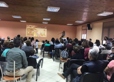 Η σημασία του βιβλίου στη ζωή των παιδιών Η σημασία του βιβλίου στη ζωή των παιδιών